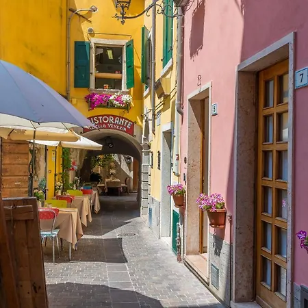Corte Realdi Garda Bed & Breakfast Garda (Verona)